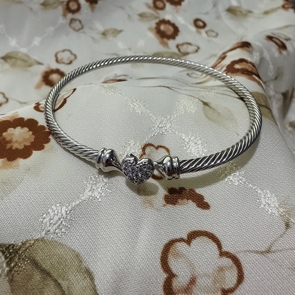 David Yurman Sterling Silver Heart Diamond Bracelet